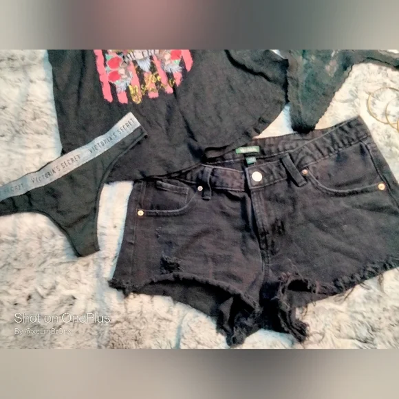 #thebrave Ladies MED Lot - Picture 3 of 6